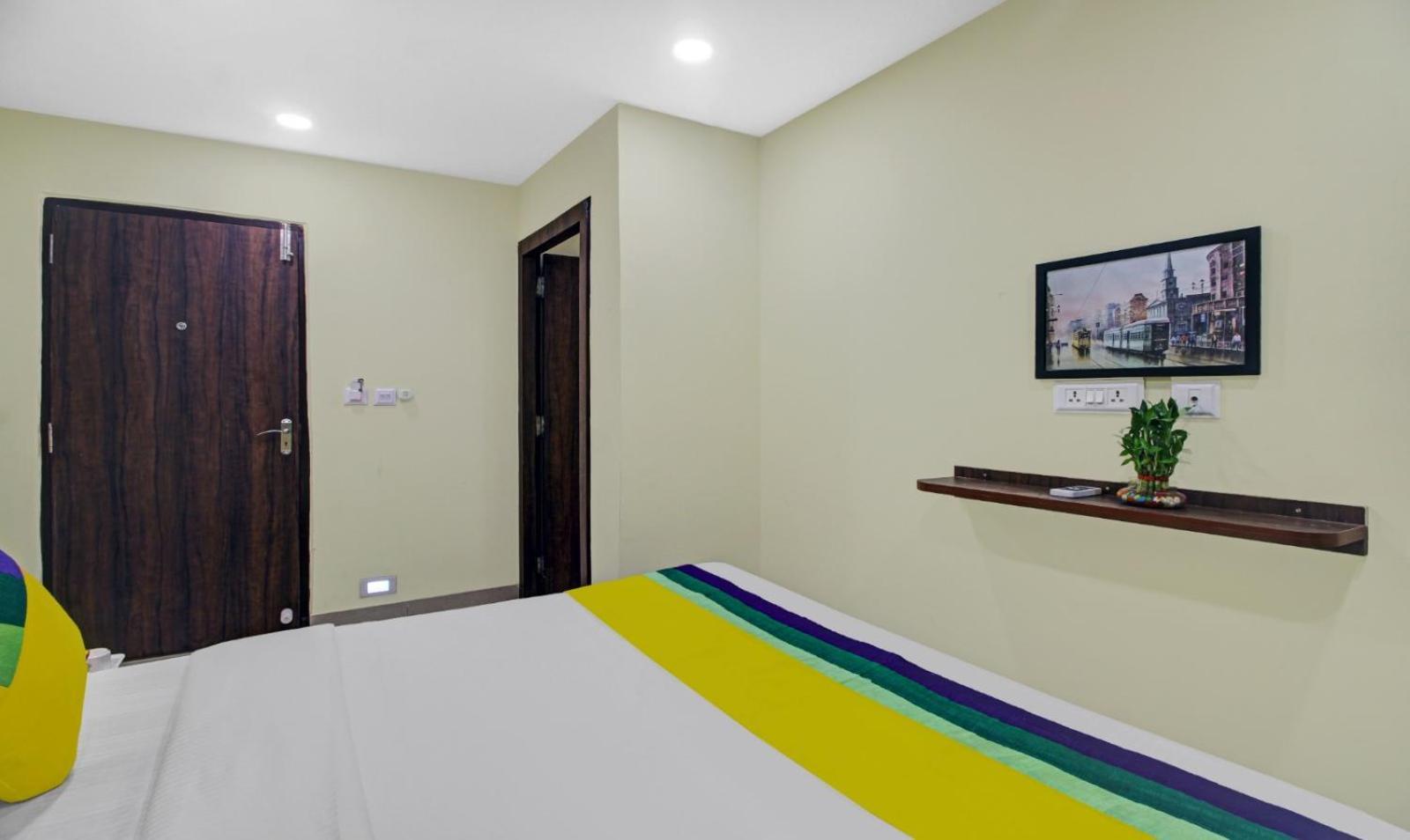 Hotel Park Central Kolkata Bagian luar foto